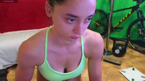 Gal online show from June 2026 12:33:01 PM