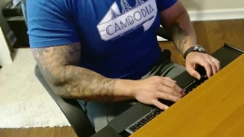 Snapshot of kp253 chatting on September 2025 09:19:02 PM KP online show from September 2025 09:19:02 PM