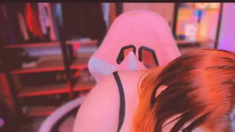 Khloe online show from February 2026 04:55:01 AM