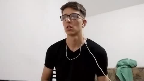 Facu online show from January 2025 10:50:01 AM