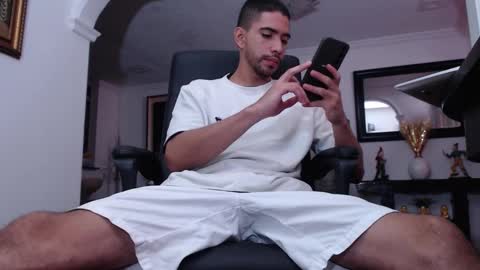 Snapshot of kratoswolf chatting on March 2026 02:02:01 PM kratoswolf online show from March 2026 02:02:01 PM