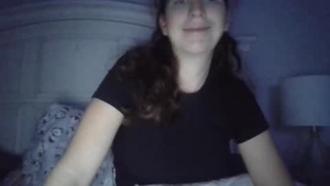 Snapshot of krazyred1027 chatting on February 2026 11:40:01 AM krazyred1027 online show from February 2026 11:40:01 AM