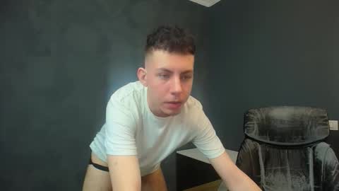 Snapshot of krewvaughn chatting on March 2026 11:38:01 AM KrewVaughn online show from March 2026 11:38:01 AM