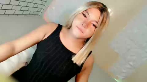 krezikeed online show from February 2026 01:42:01 AM