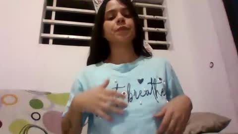 Snapshot of kriistal69 chatting on February 2026 06:07:01 AM Kriistal69 online show from February 2026 06:07:01 AM