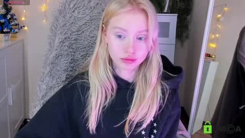 Snapshot of kris_grant chatting on December 2024 01:28:01 PM kris_grant online show from December 2024 01:28:01 PM