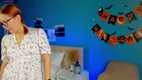 kris_icebb online show from October 2025 02:41:01 AM