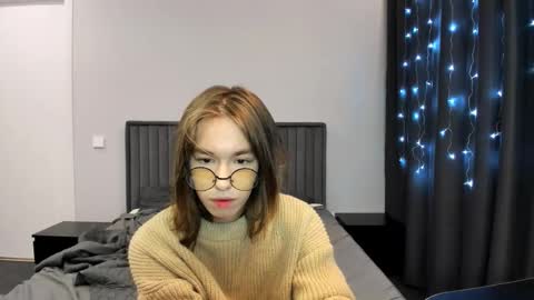 Snapshot of krisfemboy chatting on January 2026 02:19:02 PM krisfemboy online show from January 2026 02:19:02 PM