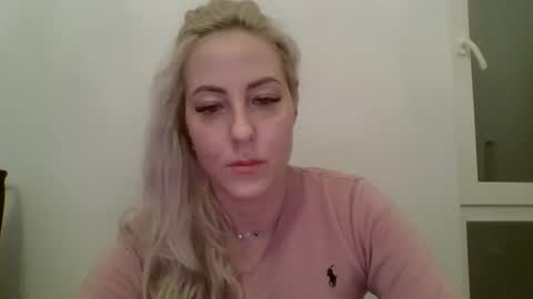 Snapshot of kriss_grace chatting on February 2026 07:44:02 PM Grace online show from February 2026 07:44:02 PM