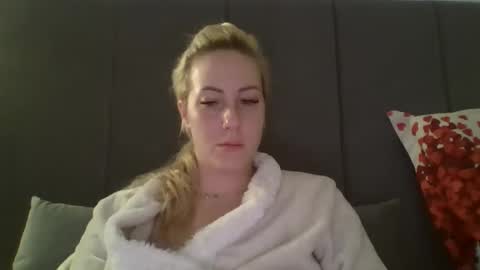 Grace online show from April 2026 07:33:01 PM