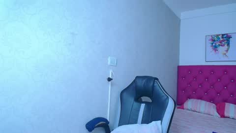 kriss_sweetboobs online show from July 2026 01:14:02 PM
