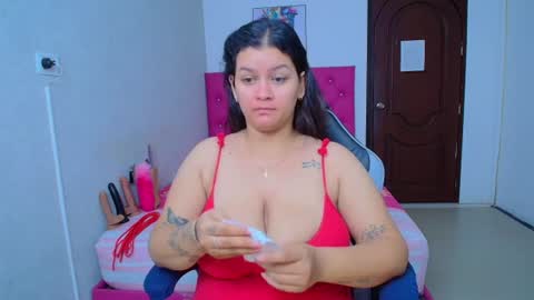 kriss_sweetboobs online show from July 2026 12:58:01 PM