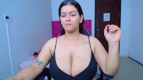 kriss_sweetboobs online show from July 2026 12:59:01 PM