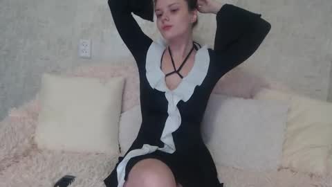 krissvoss online show from November 2025 11:36:02 AM