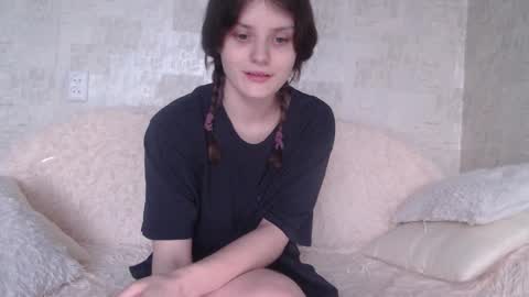 krissvoss online show from January 2026 12:54:01 PM