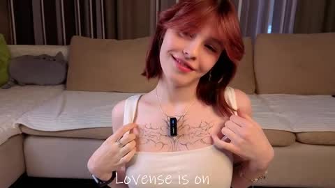 Snapshot of krissyhei chatting on March 2026 01:11:02 AM Sarah online show from March 2026 01:11:02 AM