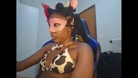 kristallvfs online show from February 2025 03:35:01 AM