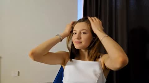 Snapshot of kristandaty chatting on February 2026 08:10:02 AM kristandaty online show from February 2026 08:10:02 AM