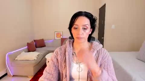 Sophia online show from July 2026 07:27:01 PM