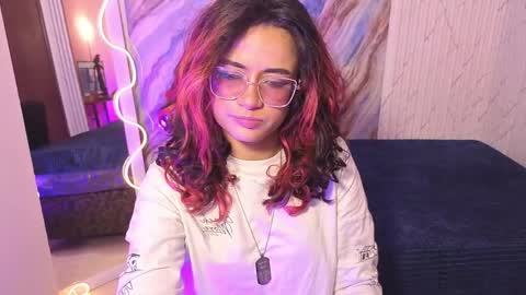 kristen_tay online show from April 2026 03:31:02 AM