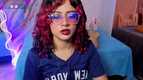kristen_tay online show from May 2026 02:51:02 AM