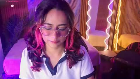 kristen_tay online show from June 2026 02:56:01 AM