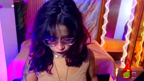 kristen_tay online show from July 2026 02:40:02 AM