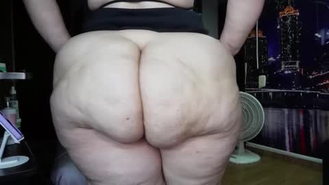 Snapshot of kristenhill1 chatting on September 2025 02:55:01 AM Kristen online show from September 2025 02:55:01 AM