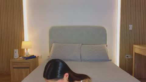 Snapshot of kristennblue_ chatting on March 2026 04:51:02 PM Kris online show from March 2026 04:51:02 PM