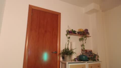 Snapshot of kristenwylde chatting on February 2025 05:35:01 PM Kristen Wylde - online show from February 2025 05:35:01 PM