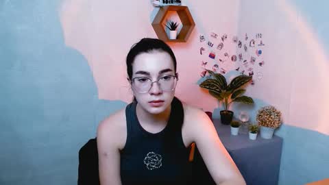 Kristen online show from September 2025 11:44:01 AM