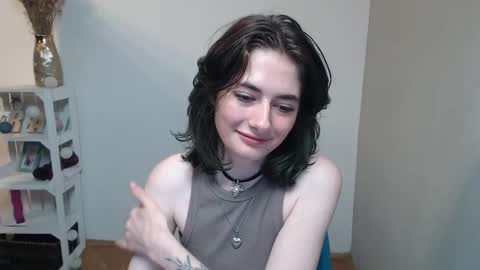 Snapshot of kristi_nas chatting on December 2024 01:08:02 PM Kristina online show from December 2024 01:08:02 PM