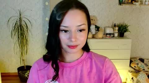 Kristina online show from November 2025 08:43:01 PM