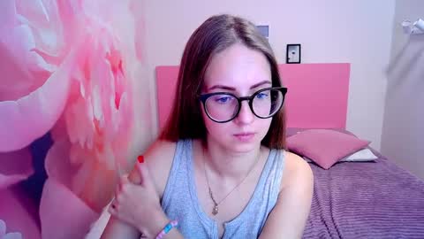 Snapshot of kristina_adel chatting on December 2024 07:47:02 AM Kristina Adel online show from December 2024 07:47:02 AM