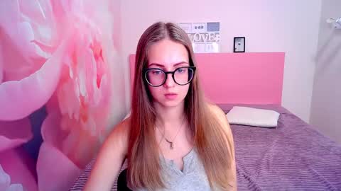 Snapshot of kristina_adel chatting on December 2024 07:51:01 AM Kristina Adel online show from December 2024 07:51:01 AM