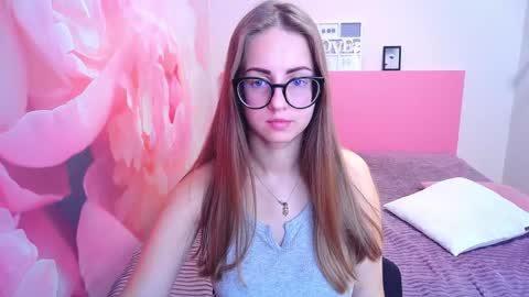 Snapshot of kristina_adel chatting on December 2024 08:10:02 AM Kristina Adel online show from December 2024 08:10:02 AM