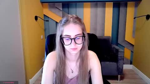 Snapshot of kristina_adel chatting on March 2025 11:37:02 AM Kristina Adel online show from March 2025 11:37:02 AM