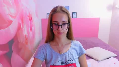 Snapshot of kristina_adel chatting on October 2025 08:13:01 AM Kristina Adel online show from October 2025 08:13:01 AM