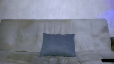 Snapshot of kristinaholland chatting on February 2026 05:14:01 PM kristina online show from February 2026 05:14:01 PM