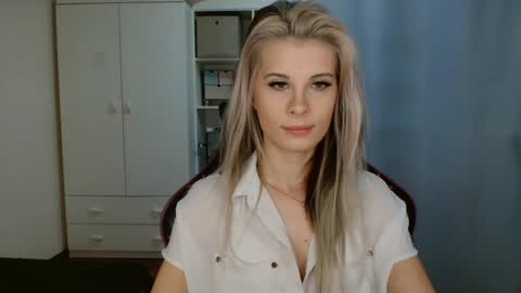 Snapshot of kristineamore chatting on March 2026 06:25:01 AM KristineAmore online show from March 2026 06:25:01 AM