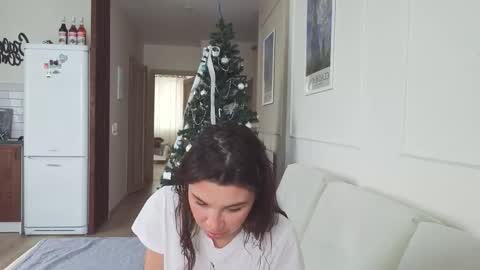 Kristi online show from December 2025 06:19:02 AM