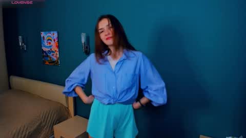 Misty online show from November 2025 04:05:01 PM