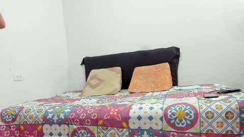 Zoe  Andrew online show from February 2025 02:38:02 AM