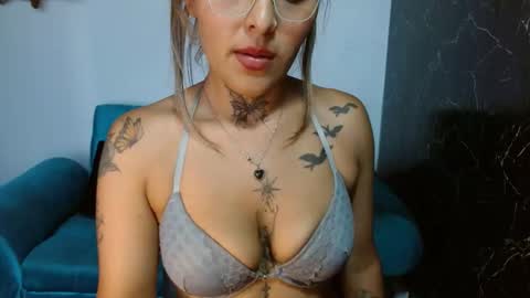 kronikafuckass online show from February 2025 09:37:02 PM