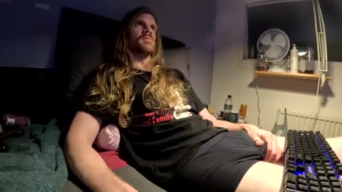 Krullz online show from December 2025 08:14:01 PM