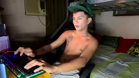 Snapshot of krunoxx chatting on March 2026 11:27:01 AM clarence online show from March 2026 11:27:01 AM