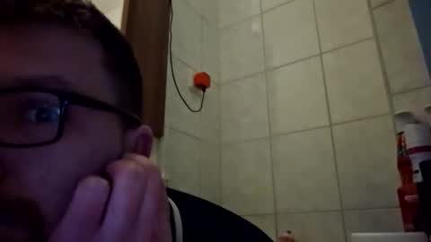 Snapshot of kryptoni18435 chatting on December 2025 05:31:01 PM Tommy online show from December 2025 05:31:01 PM