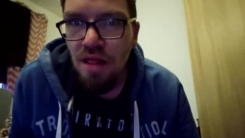 Snapshot of kryptoni18435 chatting on January 2026 03:38:01 PM Tommy online show from January 2026 03:38:01 PM