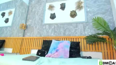 krystal online show from July 2026 09:38:01 PM