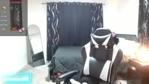Krystal Blake online show from May 2026 09:00:02 PM